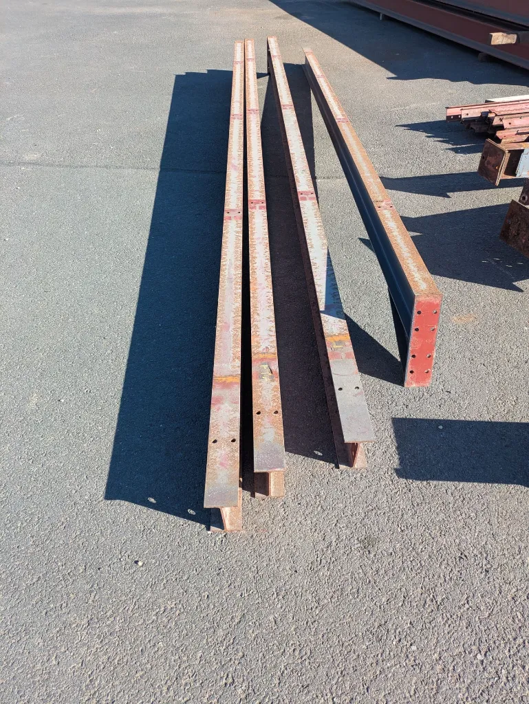 Poutrelle profile IPN en acier L 4,85 m H 16 cm x l 8 cm