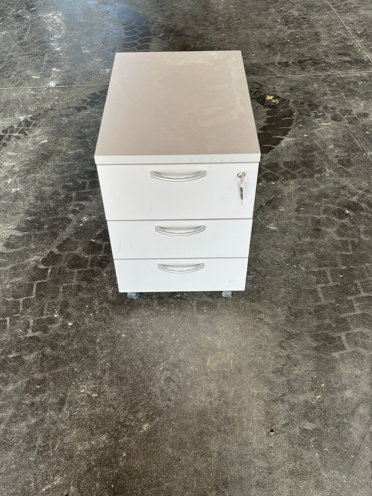 Meuble de bureau 3 tiroirs