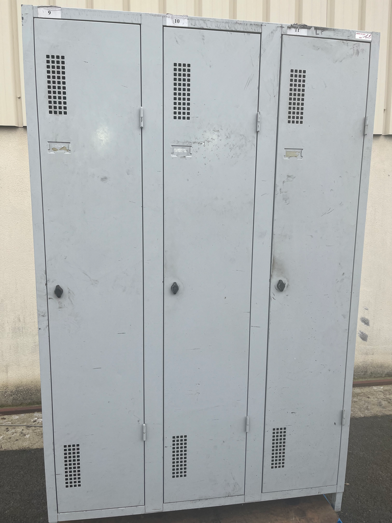 Vestiaire métallique 3 portes   