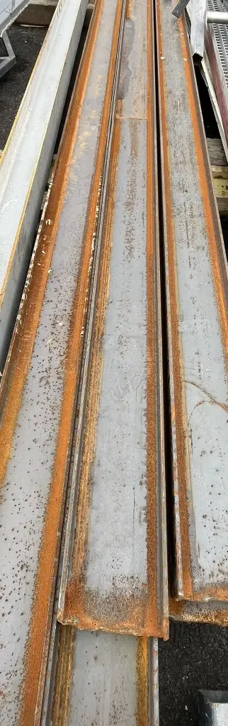 Poutrelle profile IPN en acier L 6,63 m l 5,5 cm x H 10 cm   