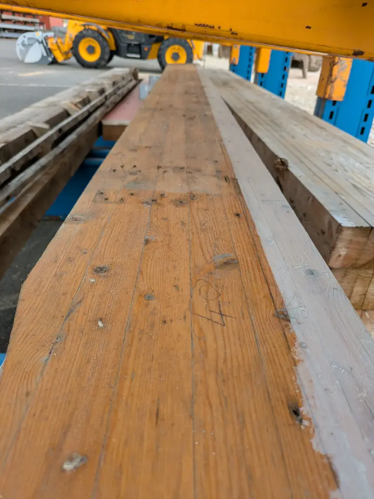 Poutre lamellé collé 27 cm par 8,5 cm x 3m20 