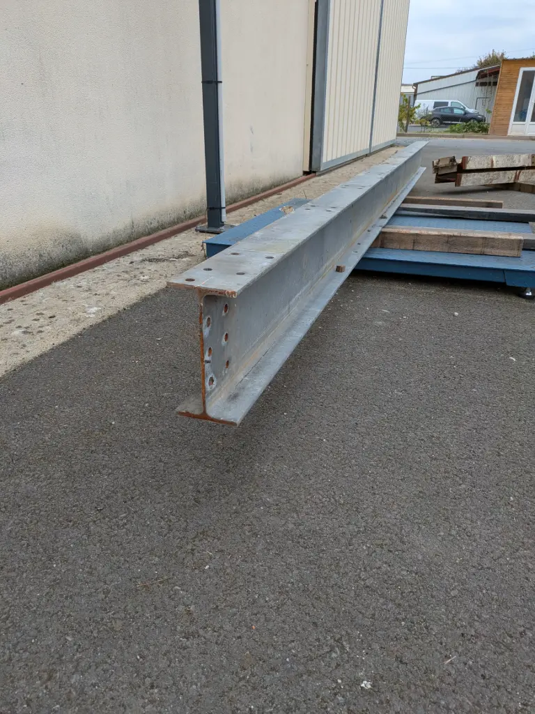Poutrelle profil IPN 240 L : 4m90 x 24 cm x 12 cm