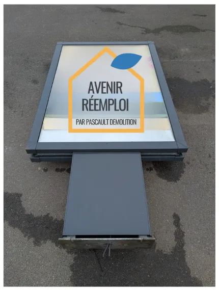Panneau publicitaire : 187 x 129.5