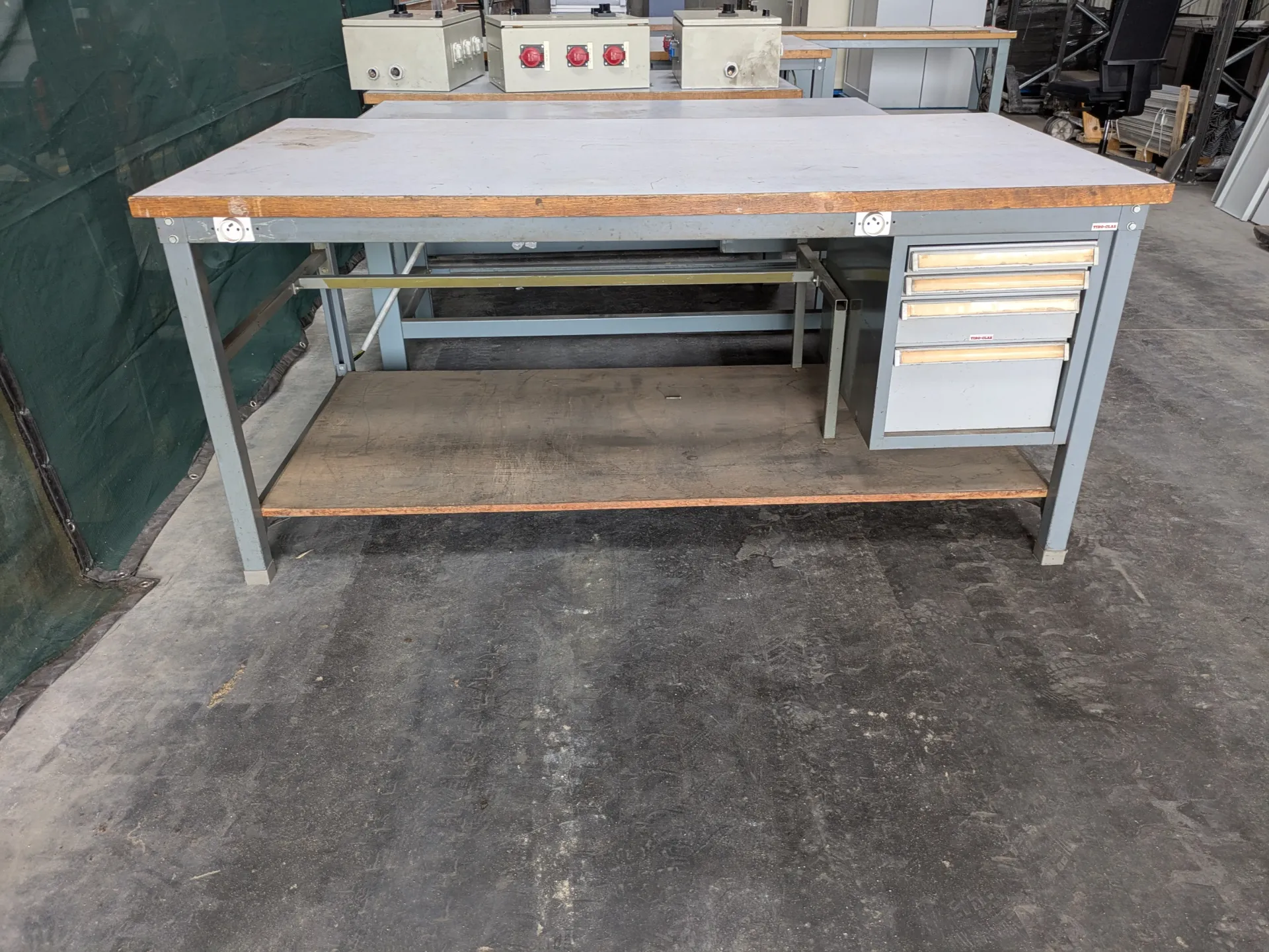 Etabli Tiro-Clas 200 cm x 100 cm hauteur 90 cm