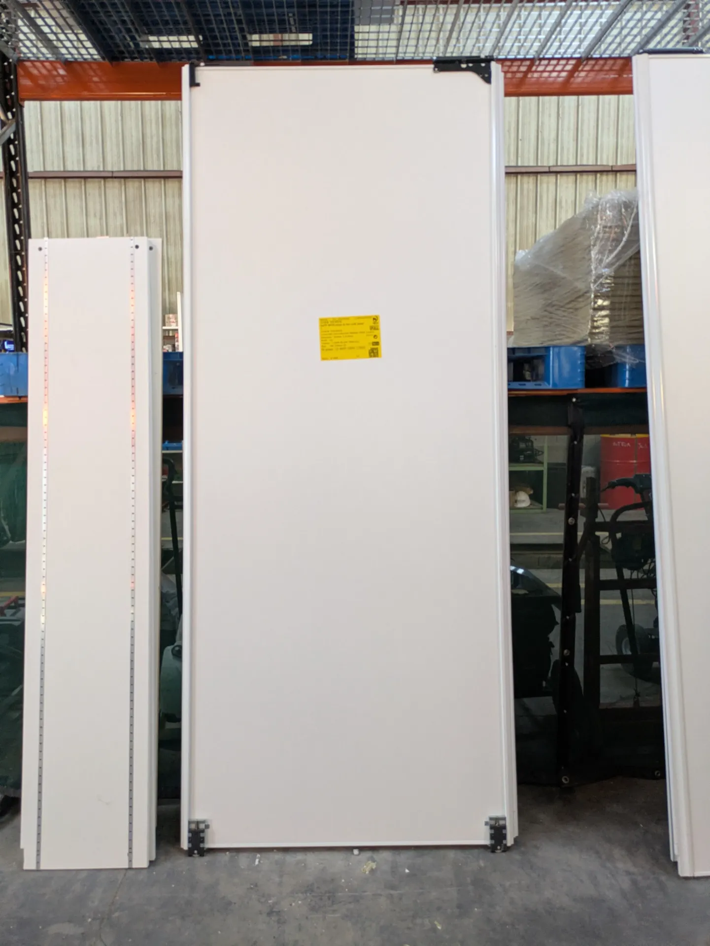 Porte de placard coulissant : hauteur 2m65 par 2m07 largeur