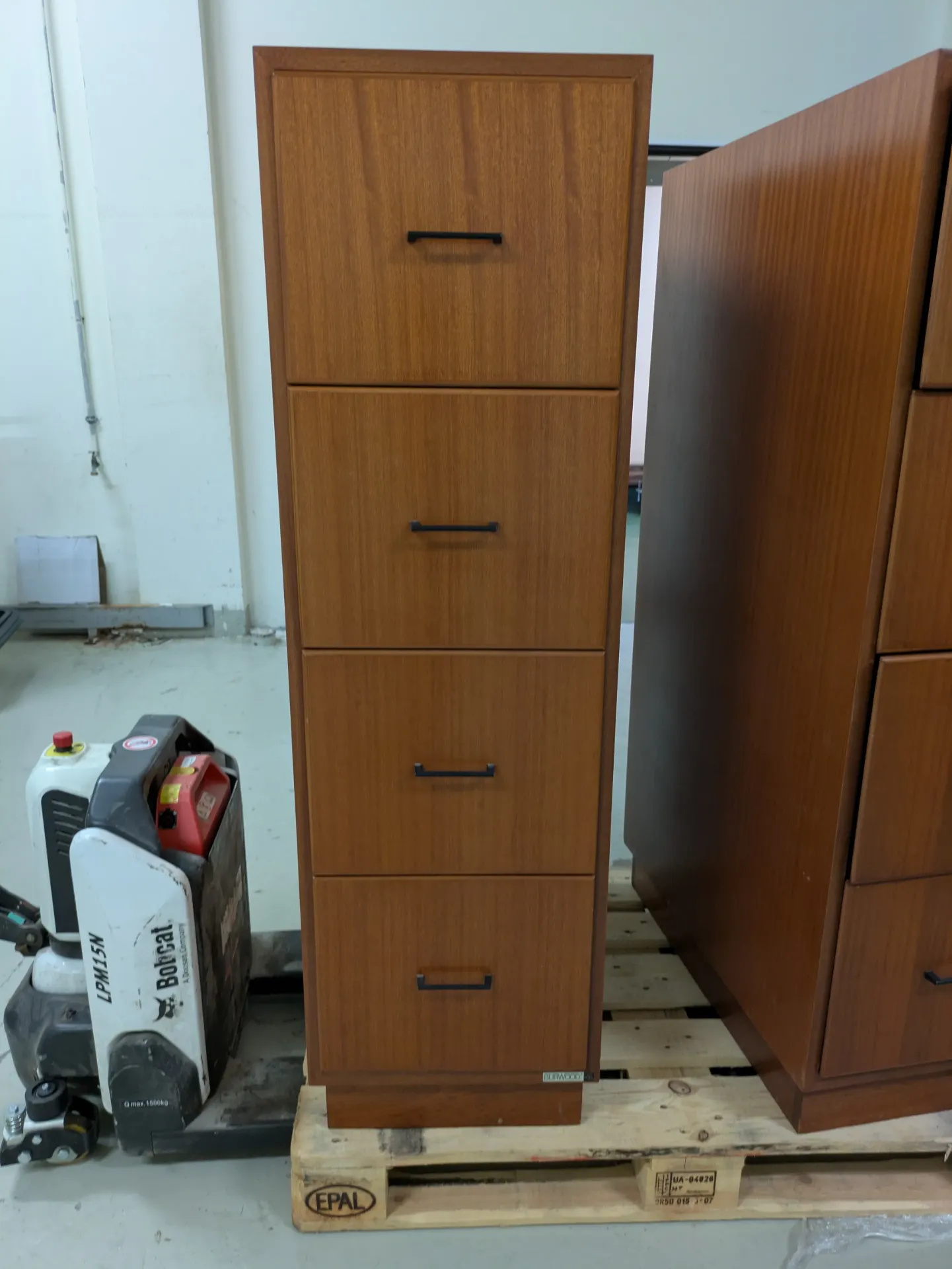Meuble classeur en bois