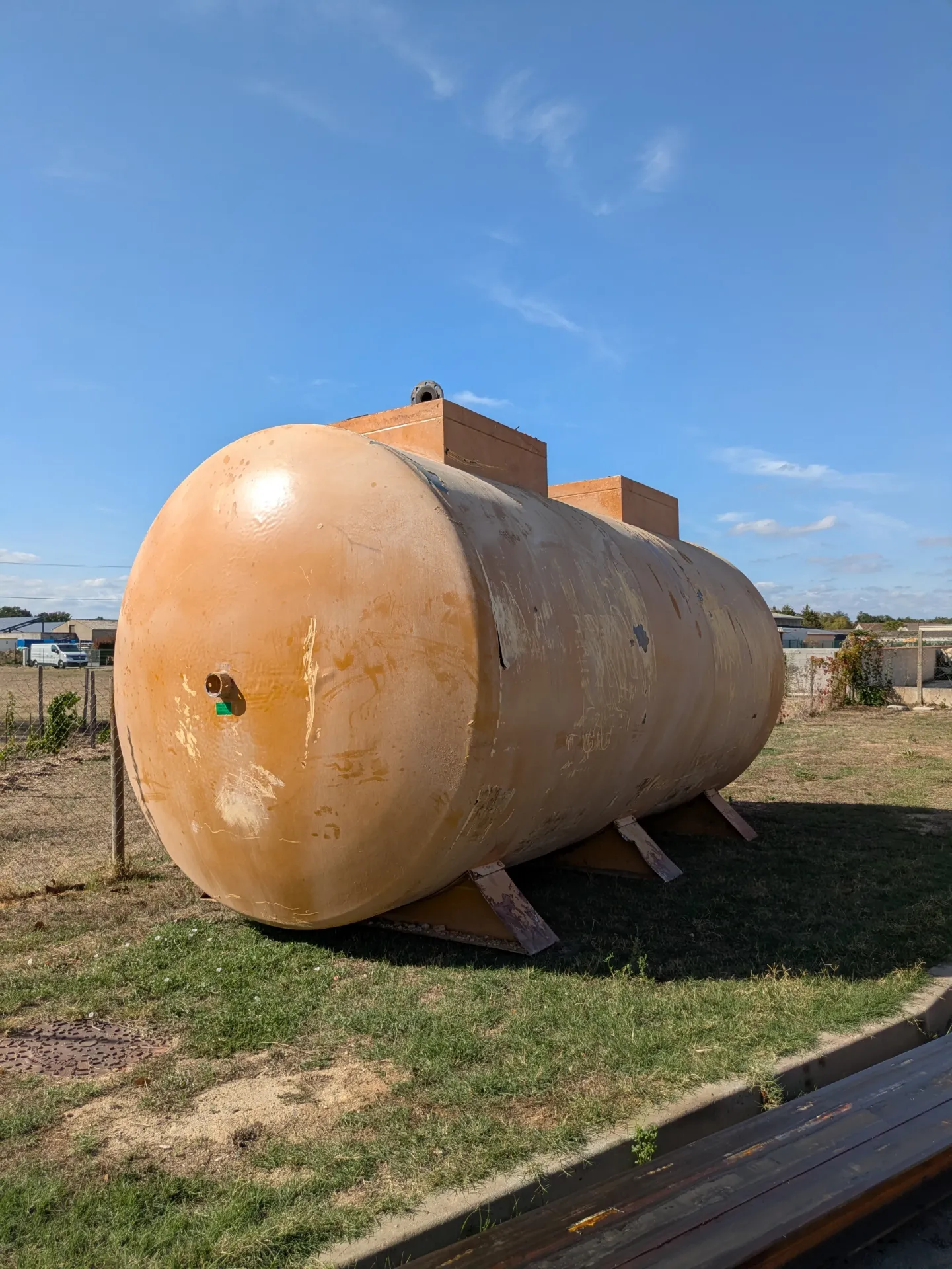 Cuve 25 m³ (25 000 L) double paroi GNR / Gazole + 2 volucompteurs