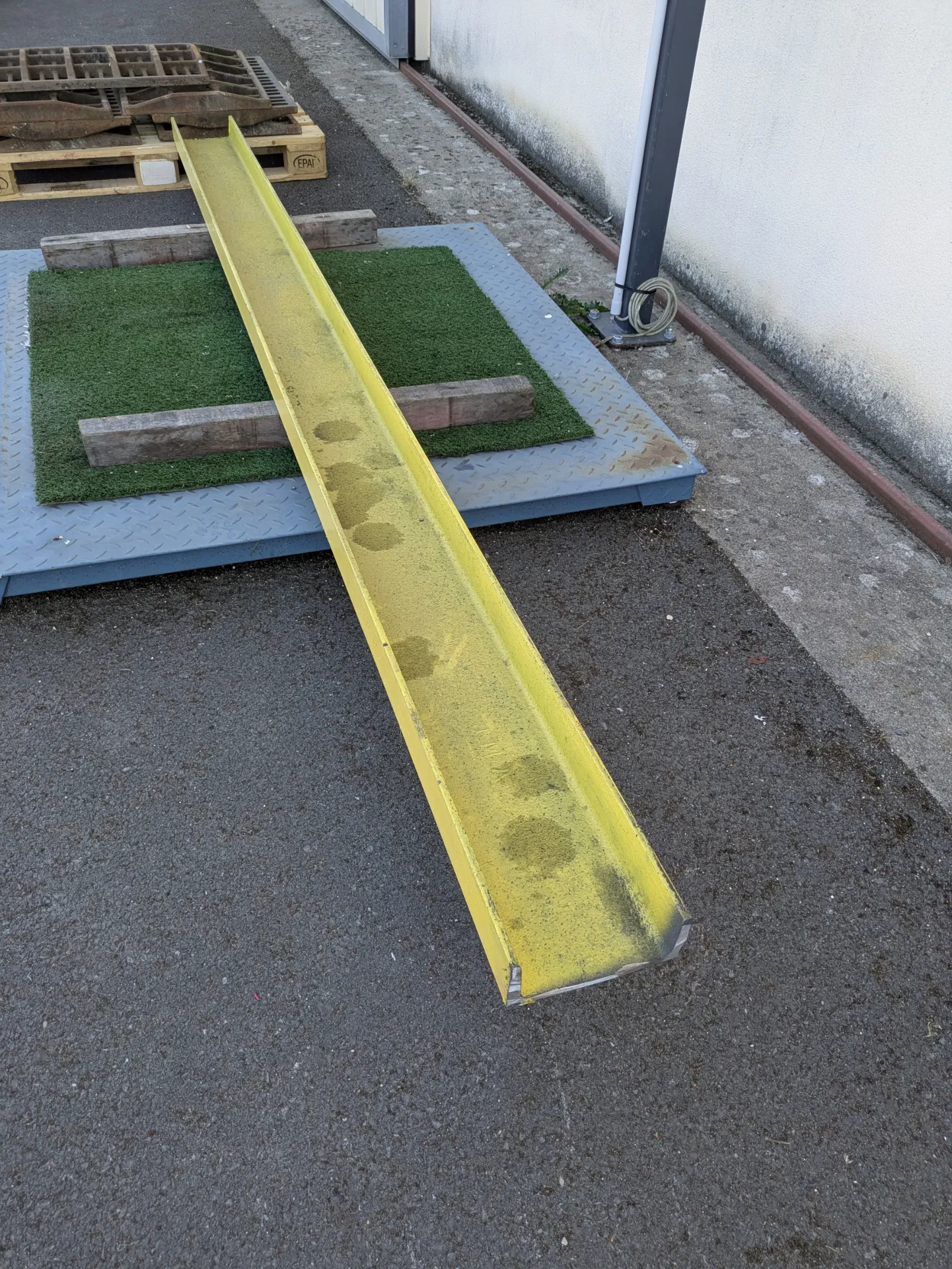 Poutrelle profil UPN 200 L : 3 m 20